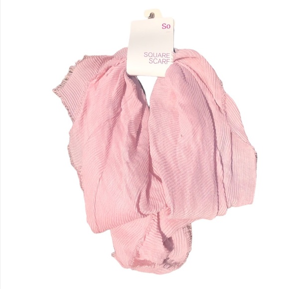 NWT SO BABY PINK SQUARE SCARF - Picture 1 of 3